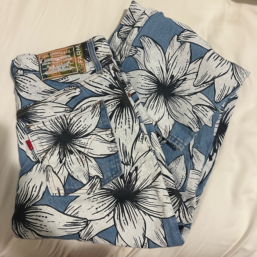 Levi X Farm Rio Ribcage Jeans